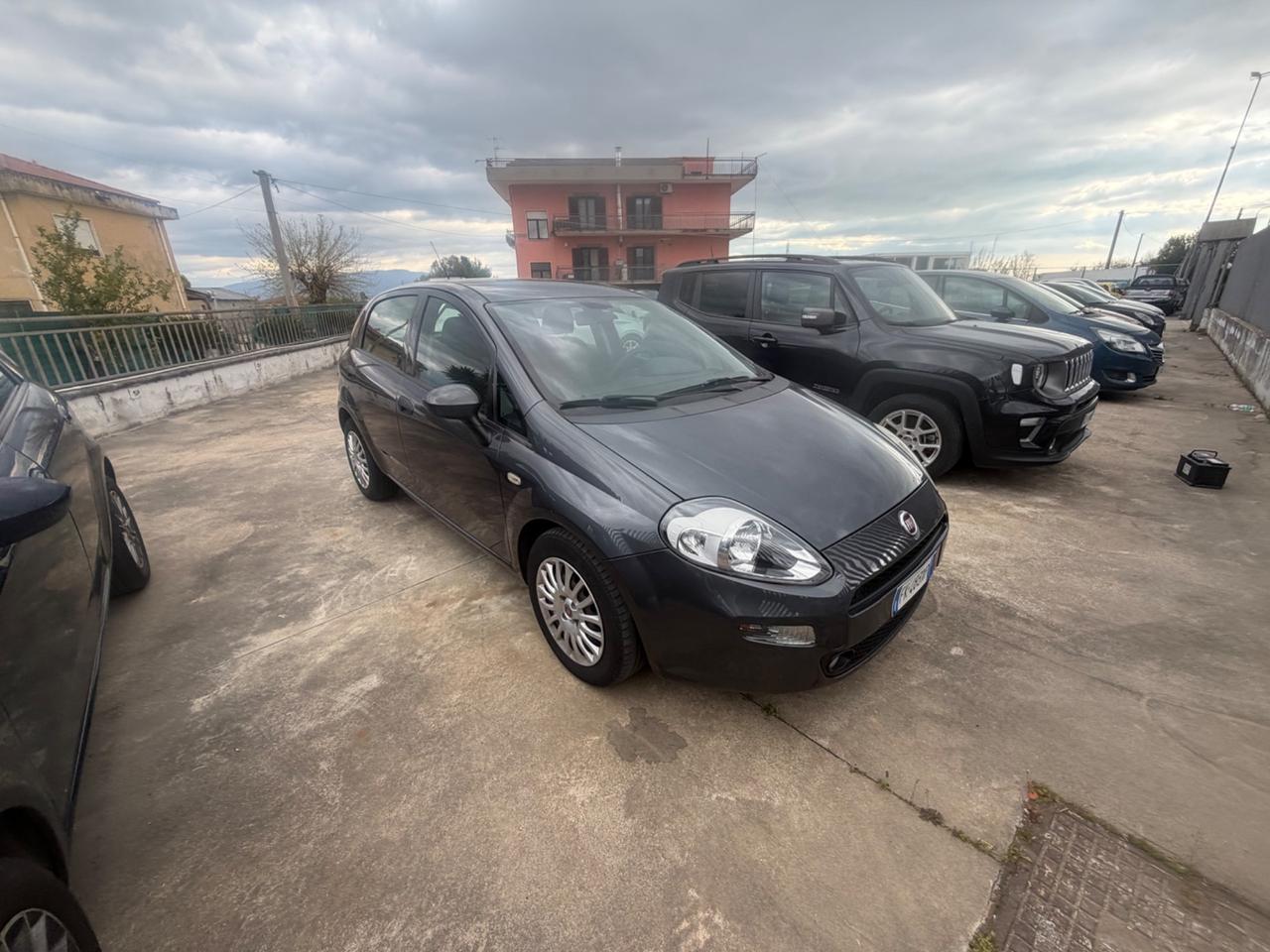 Fiat Punto 1.3 MJT II S&S 95 CV 5 porte Street