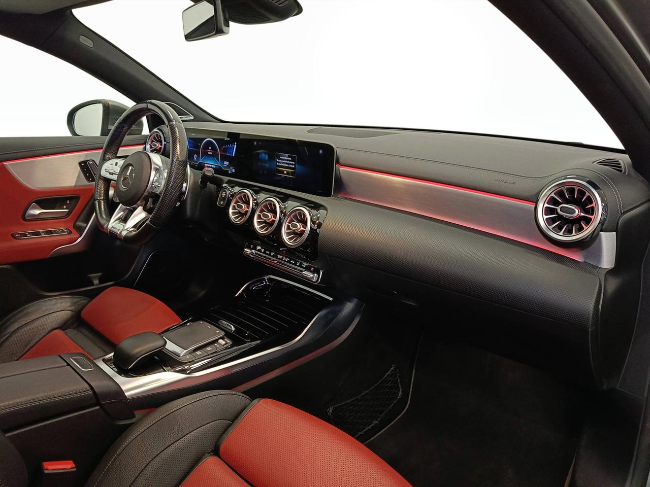 Mercedes-Benz Classe A - W177 2018 - A AMG 35 4matic auto