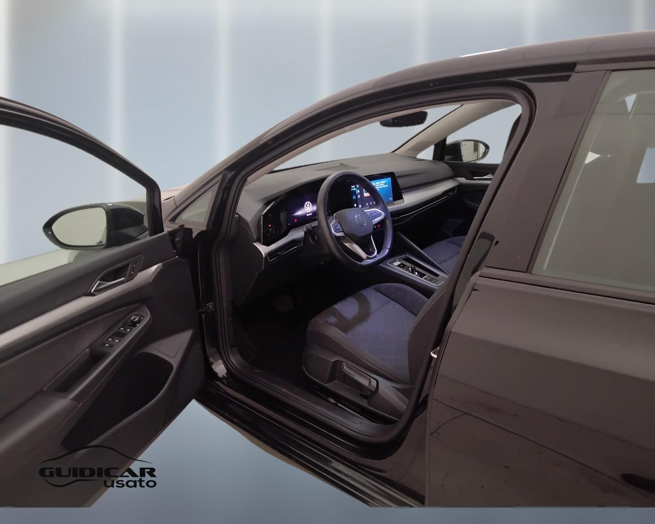 VOLKSWAGEN Golf VIII 2020 - Golf 1.0 etsi evo Life 110cv dsg