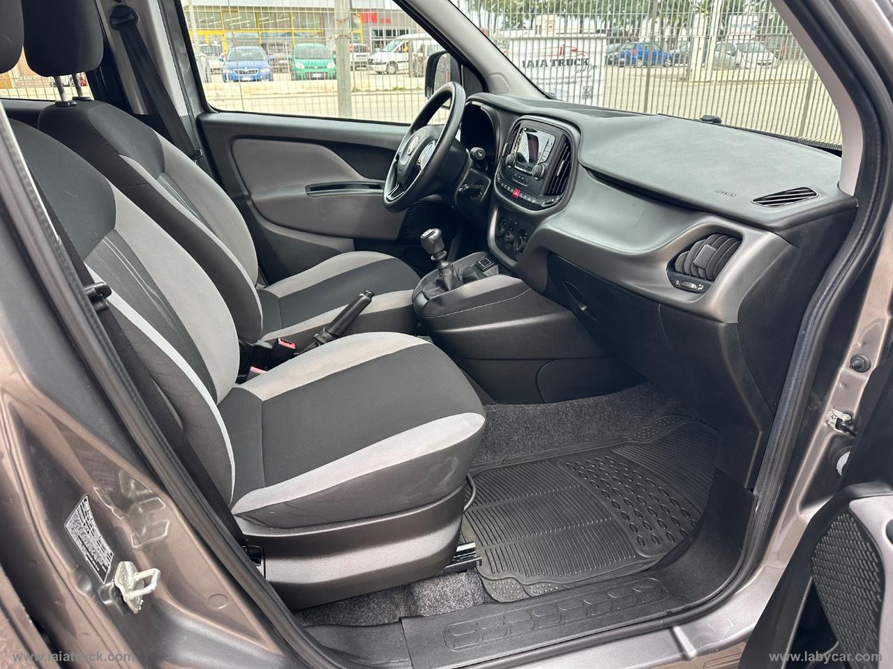 FIAT Doblò 1.4 T-Jet Natural Power Lounge 7 POSTI