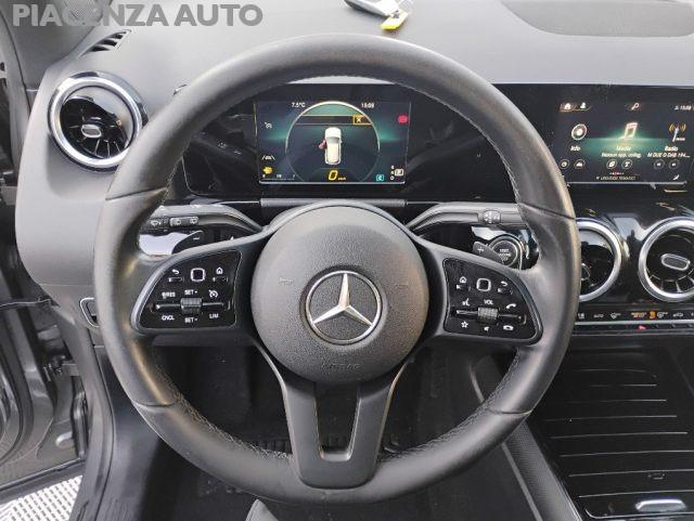 MERCEDES-BENZ GLA 200 d Automatic Sport