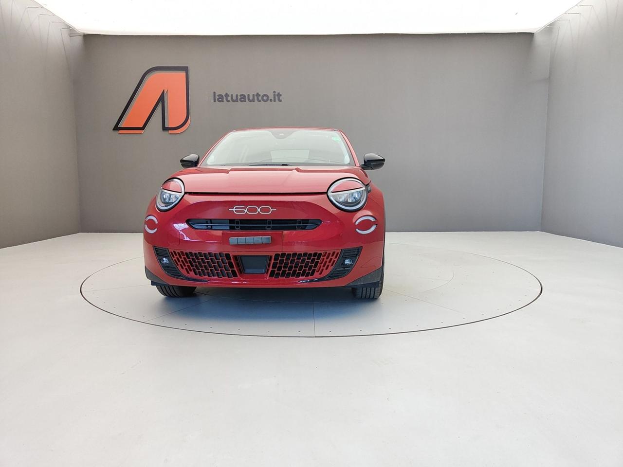 FIAT 600 IV 2023 600E RED 156CV