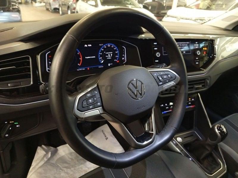 Volkswagen Polo VI 2022 1.0 tsi Style 95cv