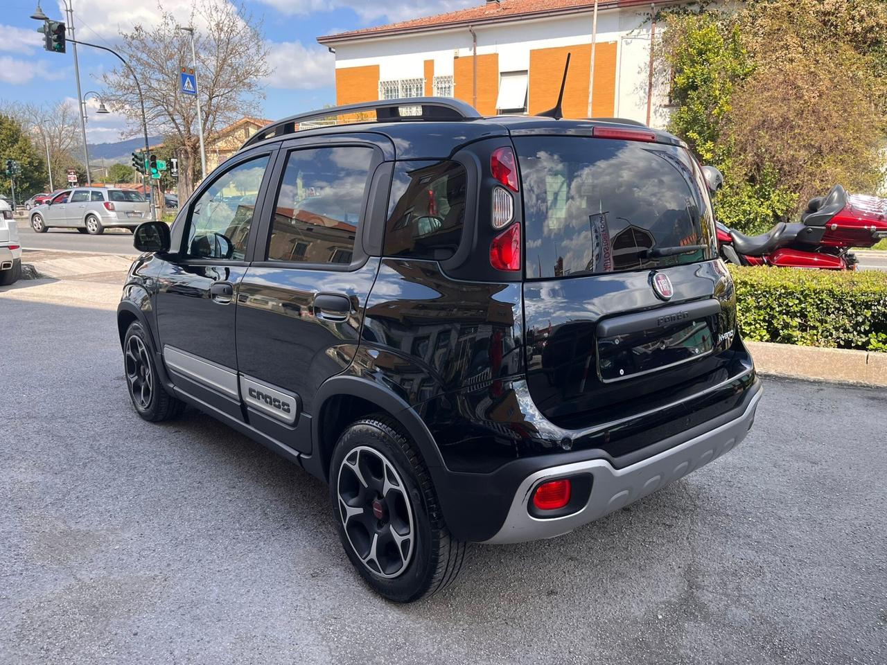 FIAT PANDA HYBRID CITY CROSS 1.0 FIREFLY