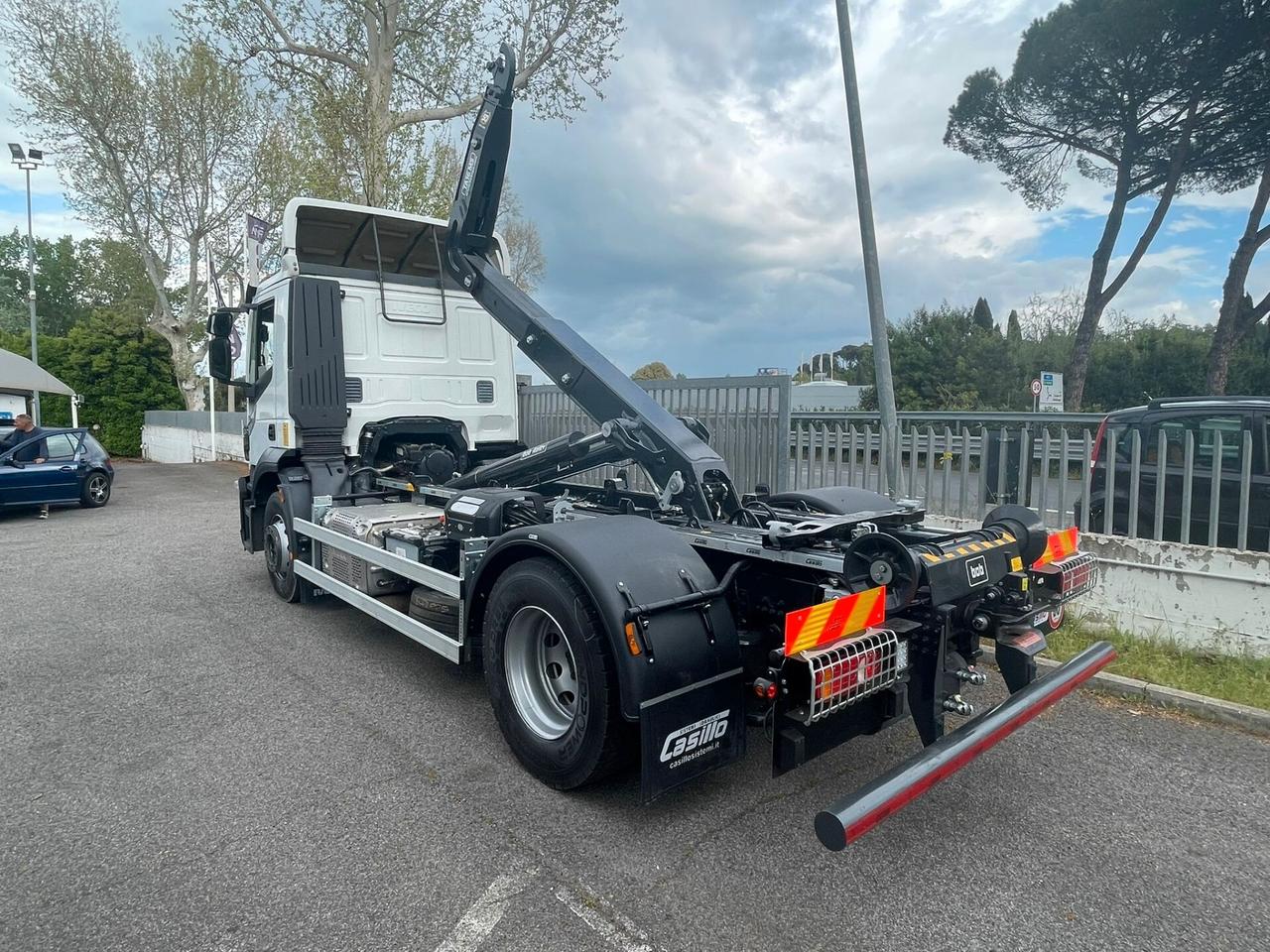 Iveco Stralis 190S360 scarrabile