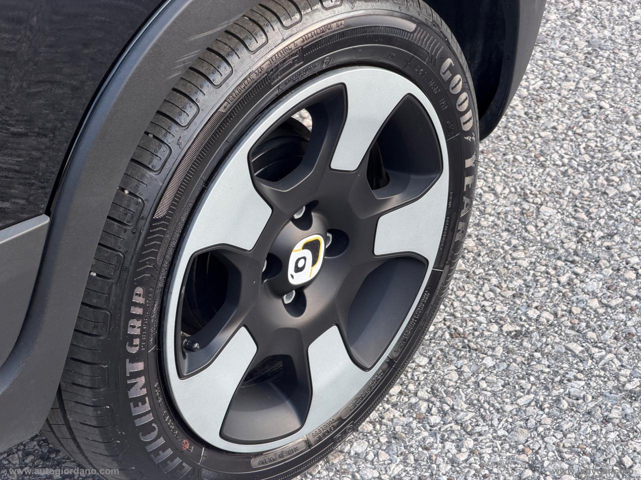 FIAT Panda 1.0 FireFly S&S Hybrid PACK CROSS