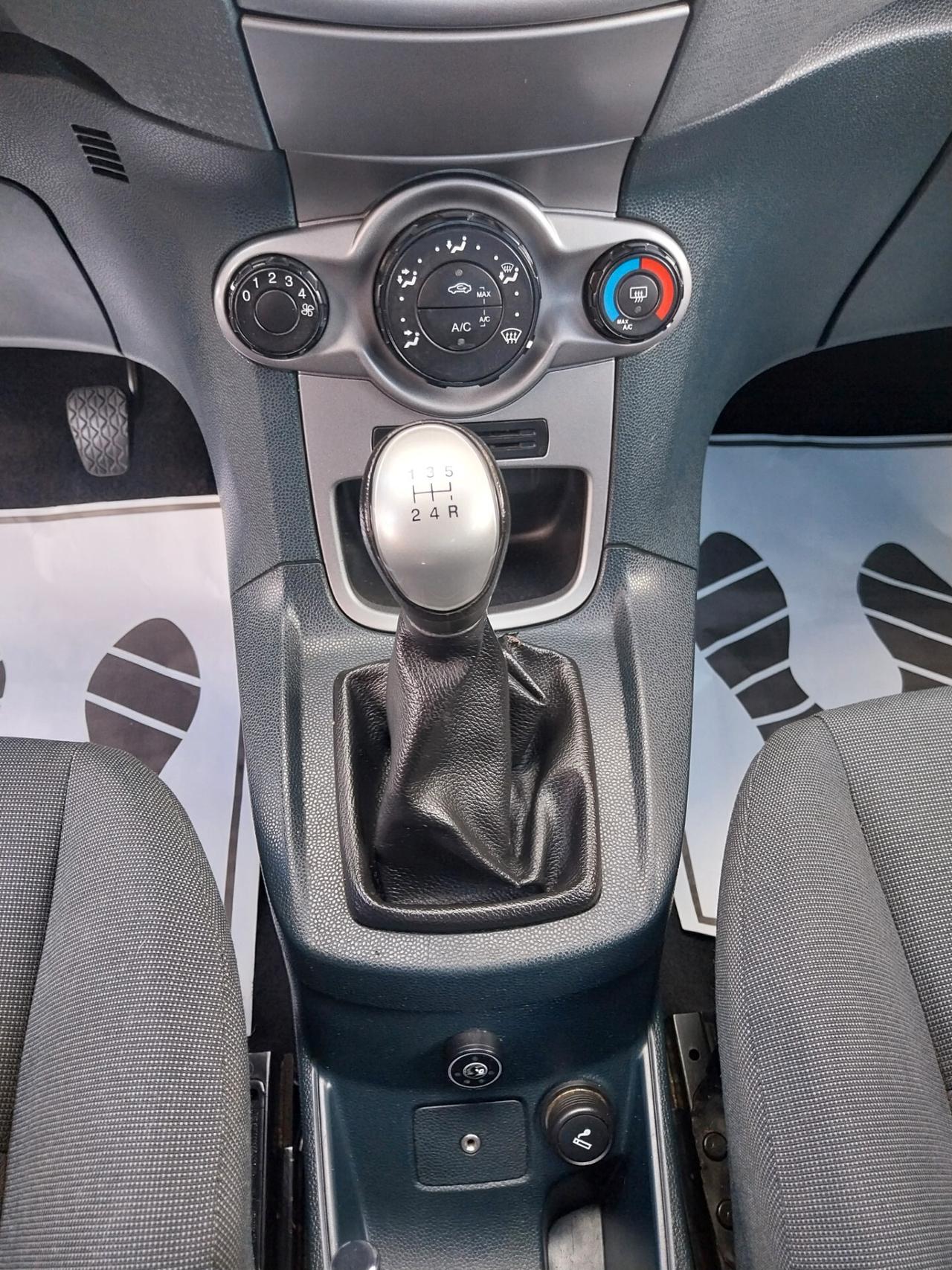 Ford Fiesta 1.2 GPL 82 CV Titanium - ok neopatentati