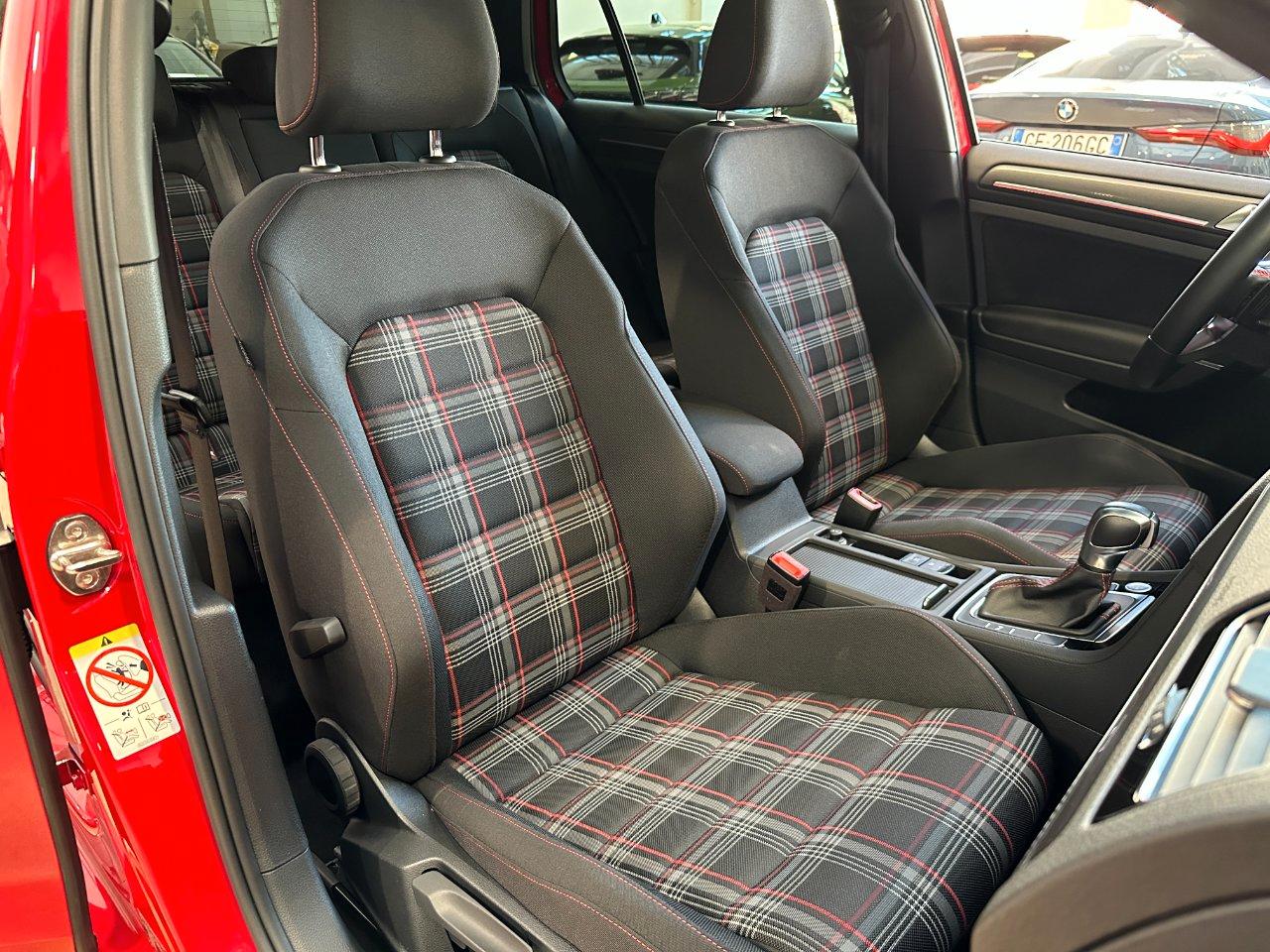 Volkswagen Golf GTI 2.0 tsi Performance DSG - 19" - Tetto - Keyless