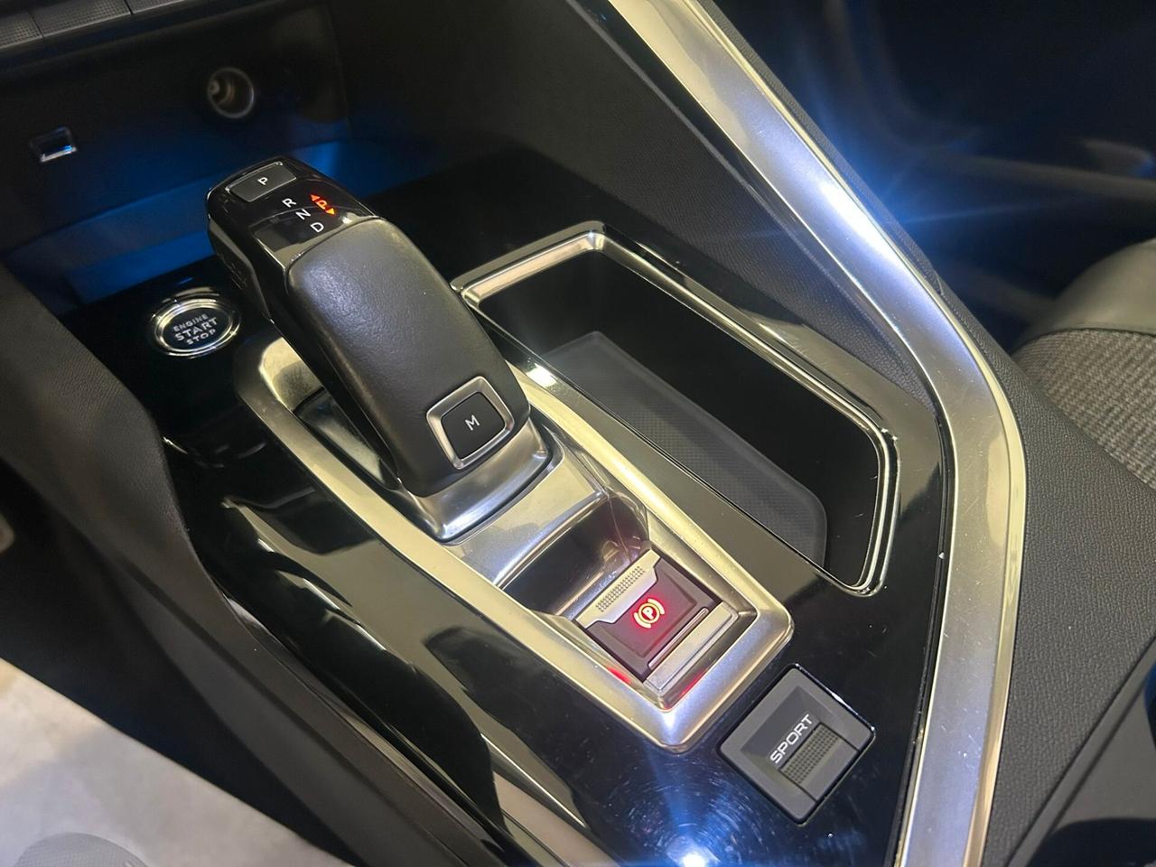 Peugeot 5008 1.5 hdi 130cv Allure 7p TETTO 2018