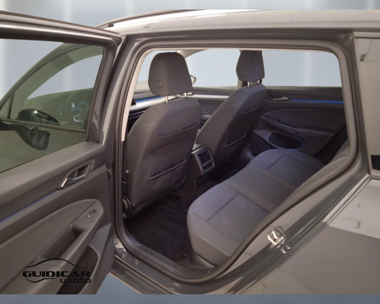 VOLKSWAGEN Golf VIII 2020 Variant - Golf Variant 2.0 tdi Life 115cv dsg