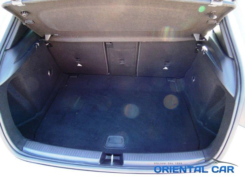 Mercedes-Benz Classe A A 180 Automatic Sport IN OTTIMO STATO SOLO 53.000 KM.