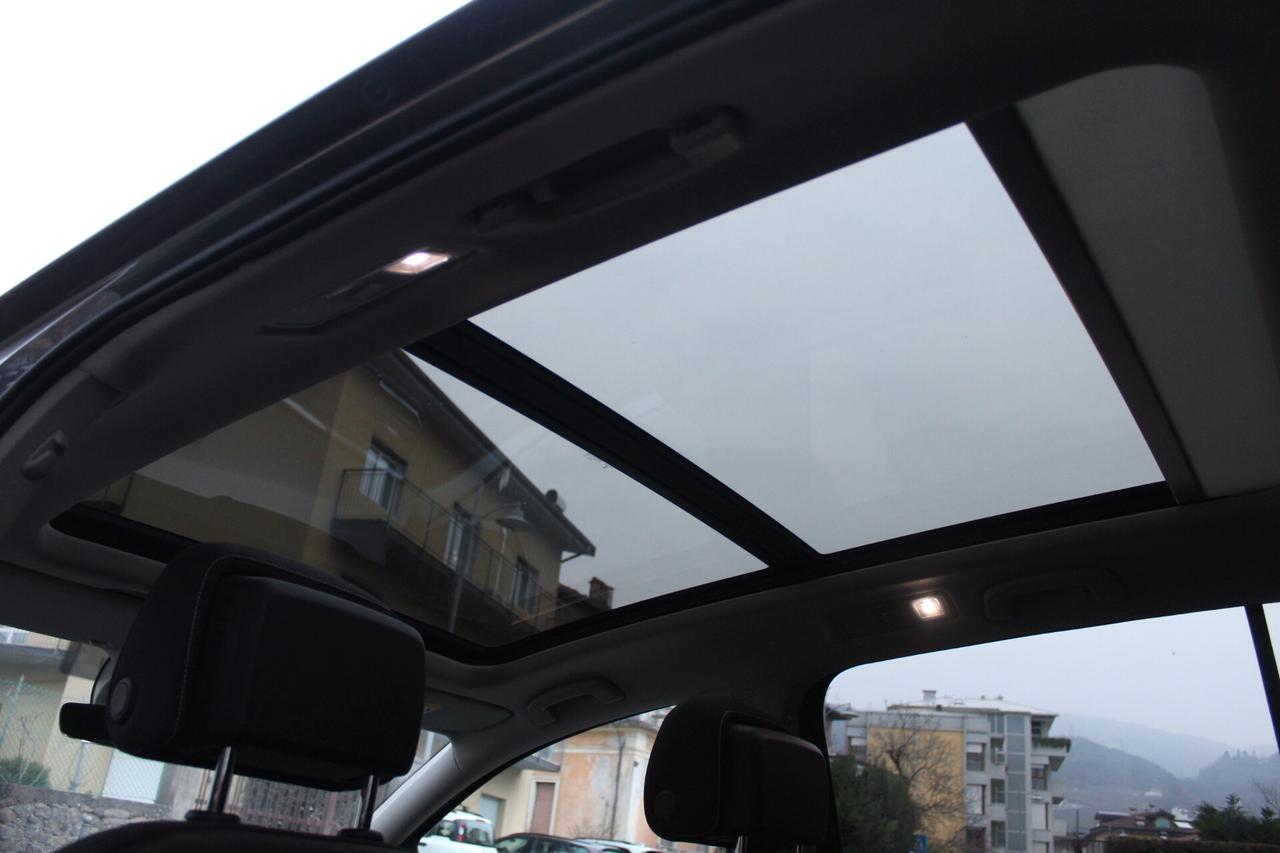 VW Touran 1.6 TDI 115 CV SCR DSG Highline 7 posti