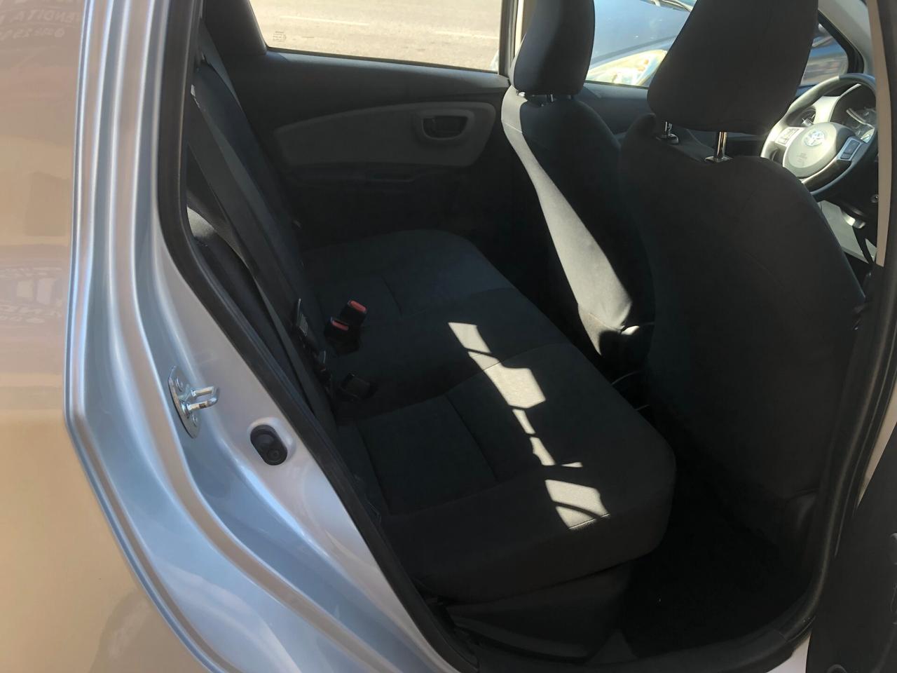 Toyota Yaris 1.5 Hybrid 5 porte Cool