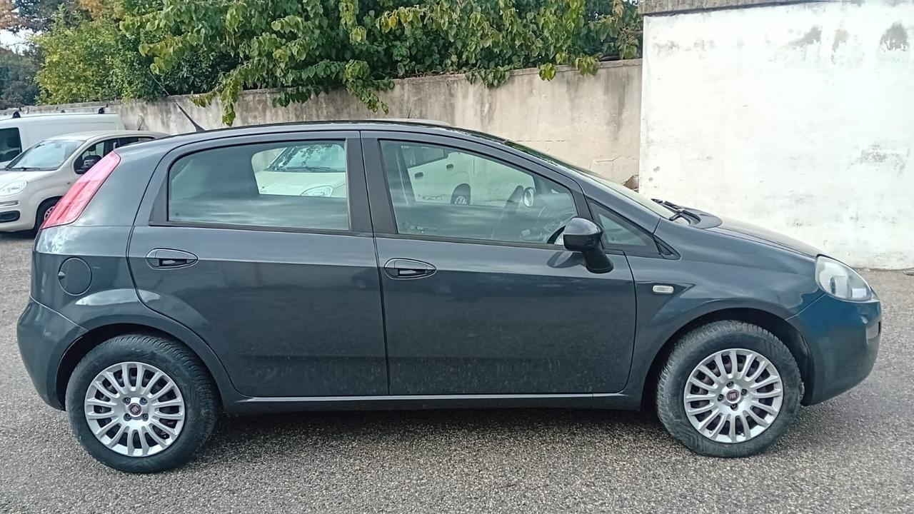 Fiat g.punto -5 P-1.4 gpl-full-2015