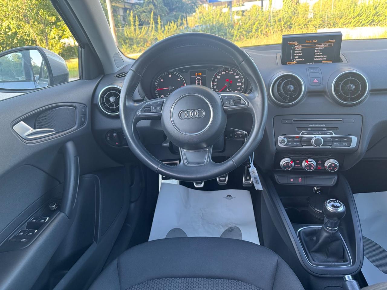 Audi A1 Sportback 1.4 TDI 90Cv S-Line Exterior