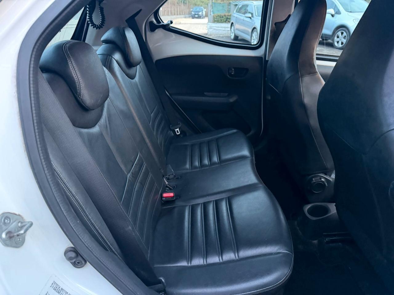 Toyota Aygo 1.0 VVT-i 69 CV 5 porte x-wave