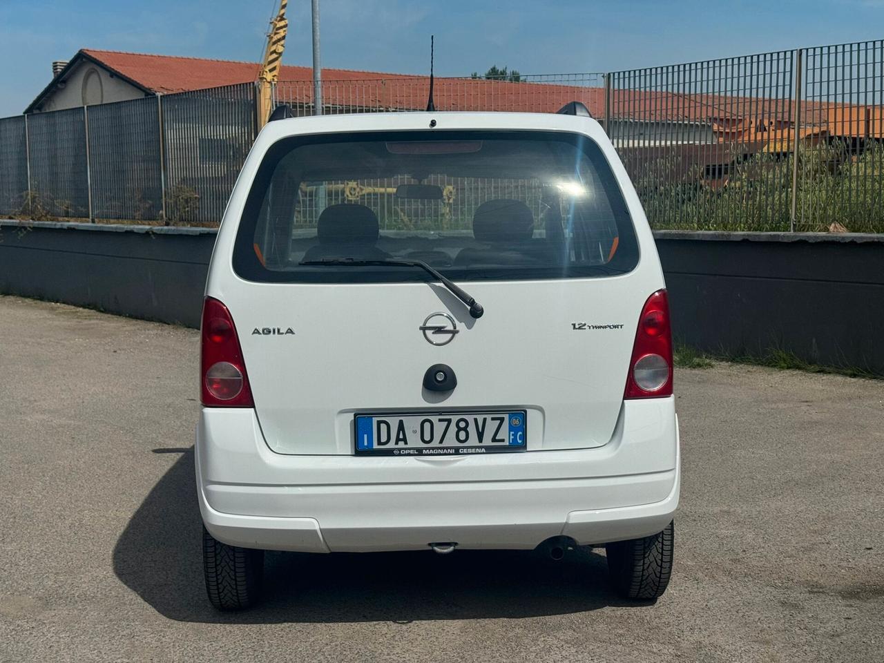 Opel Agila 1.2 16V Per Neopatentati