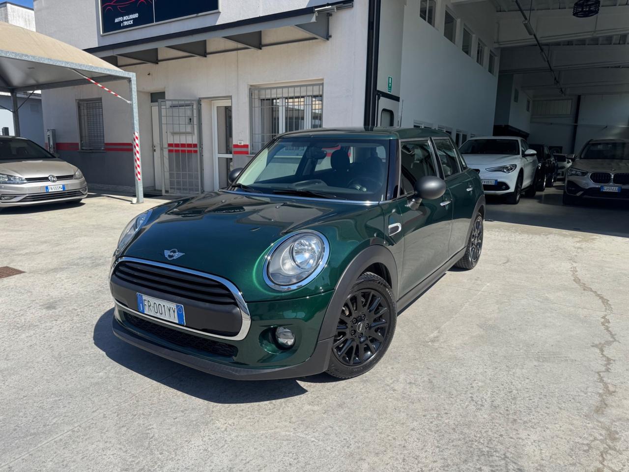 Mini 1.5 One Hype 5 porte Full Service Mini