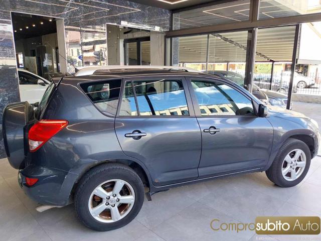 TOYOTA RAV 4 MY23 RAV4 2.0 Sol GPL