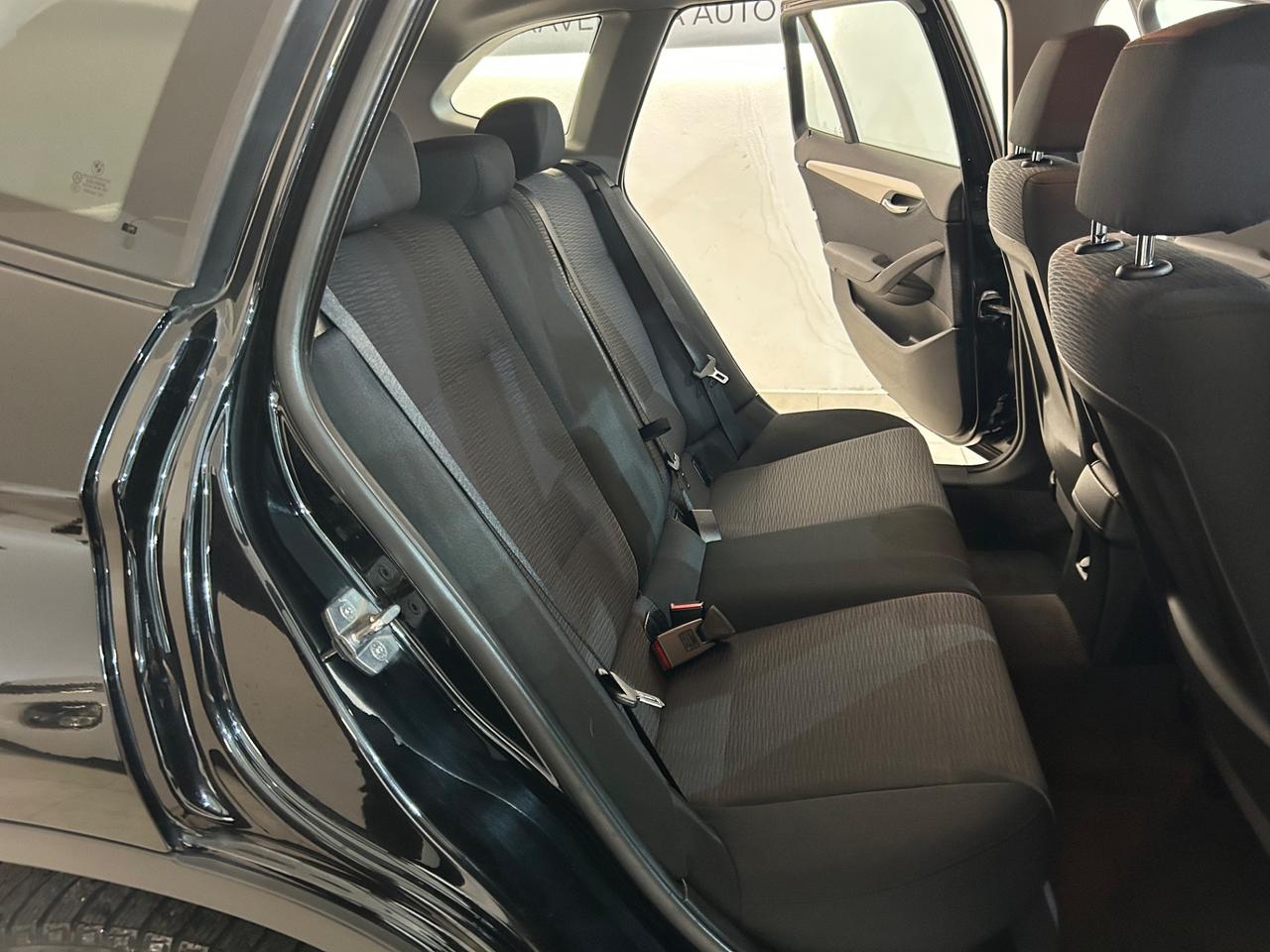 Bmw X1 sdrive 18D 105kw 2014