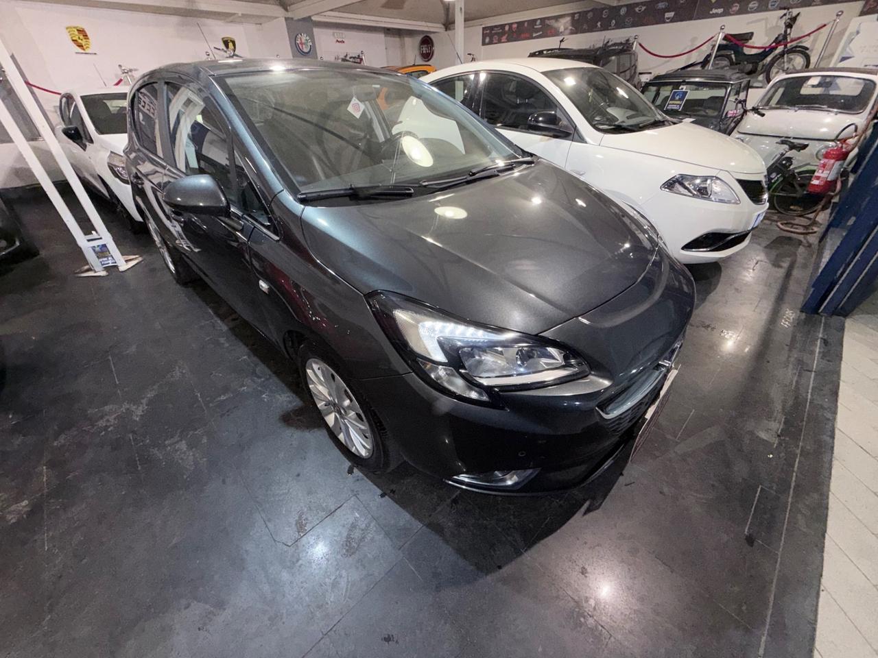 Opel Corsa 1.3 CDTI 5 porte Black Edition