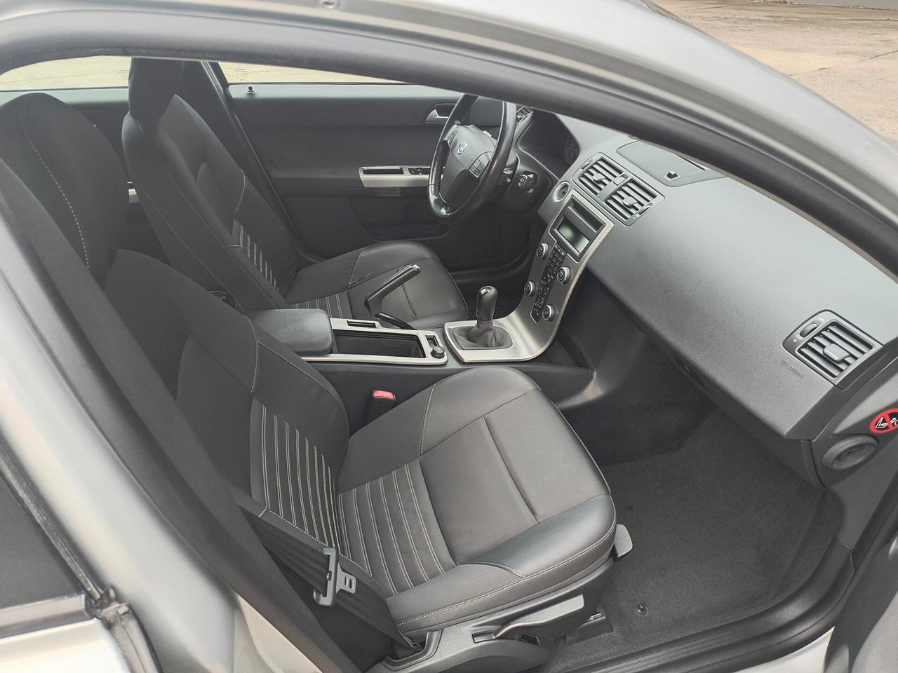 Volvo V50 2.0i Benzina