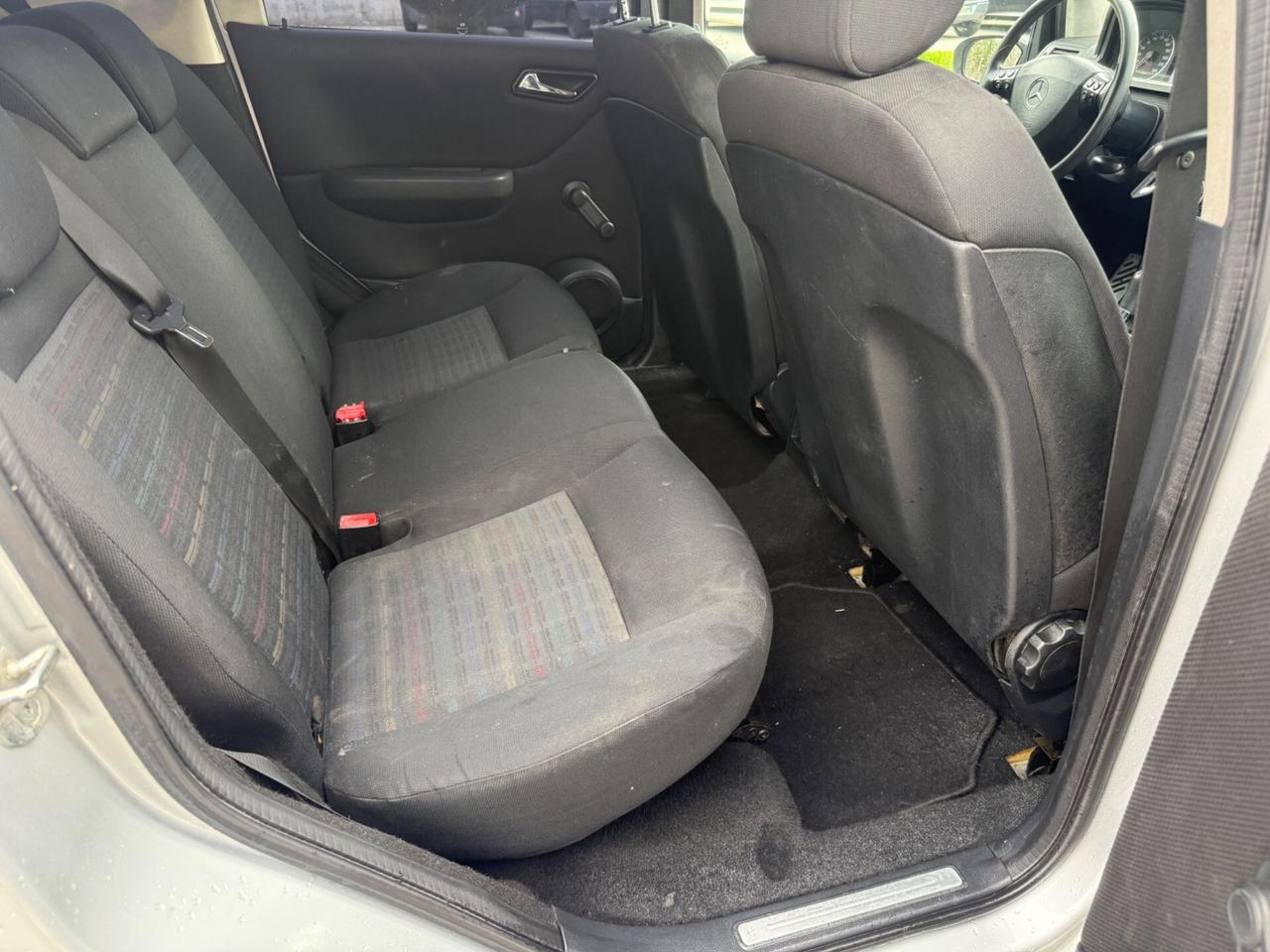 Mercedes-benz A 180 automatica