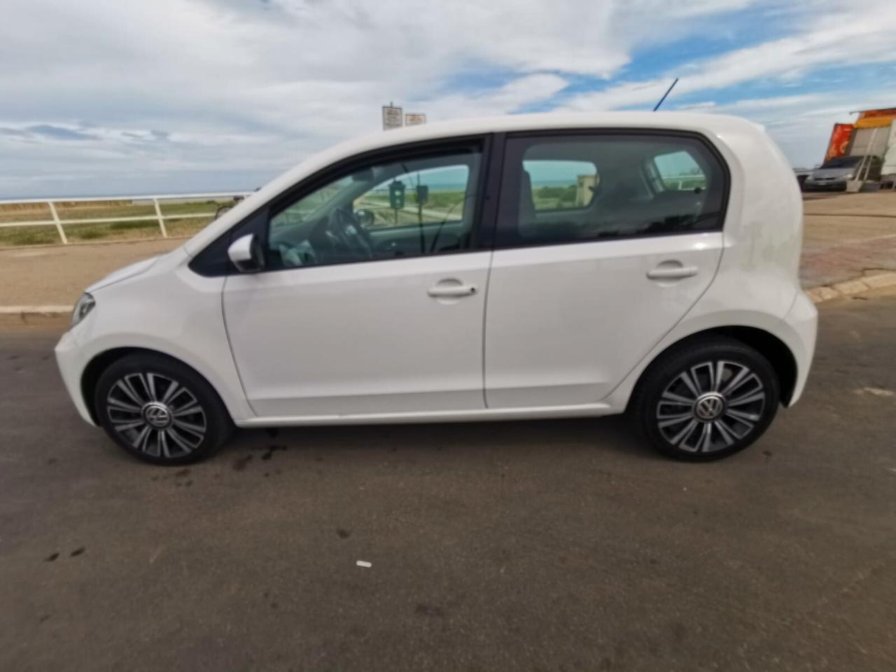 Volkswagen up! 1.0 5p. eco move BlueMotion 2017
