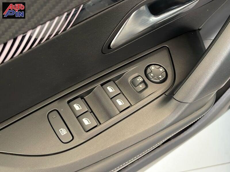 Peugeot 2008 PureTech 100 Allure S/S *213,50 tan 7,99%*