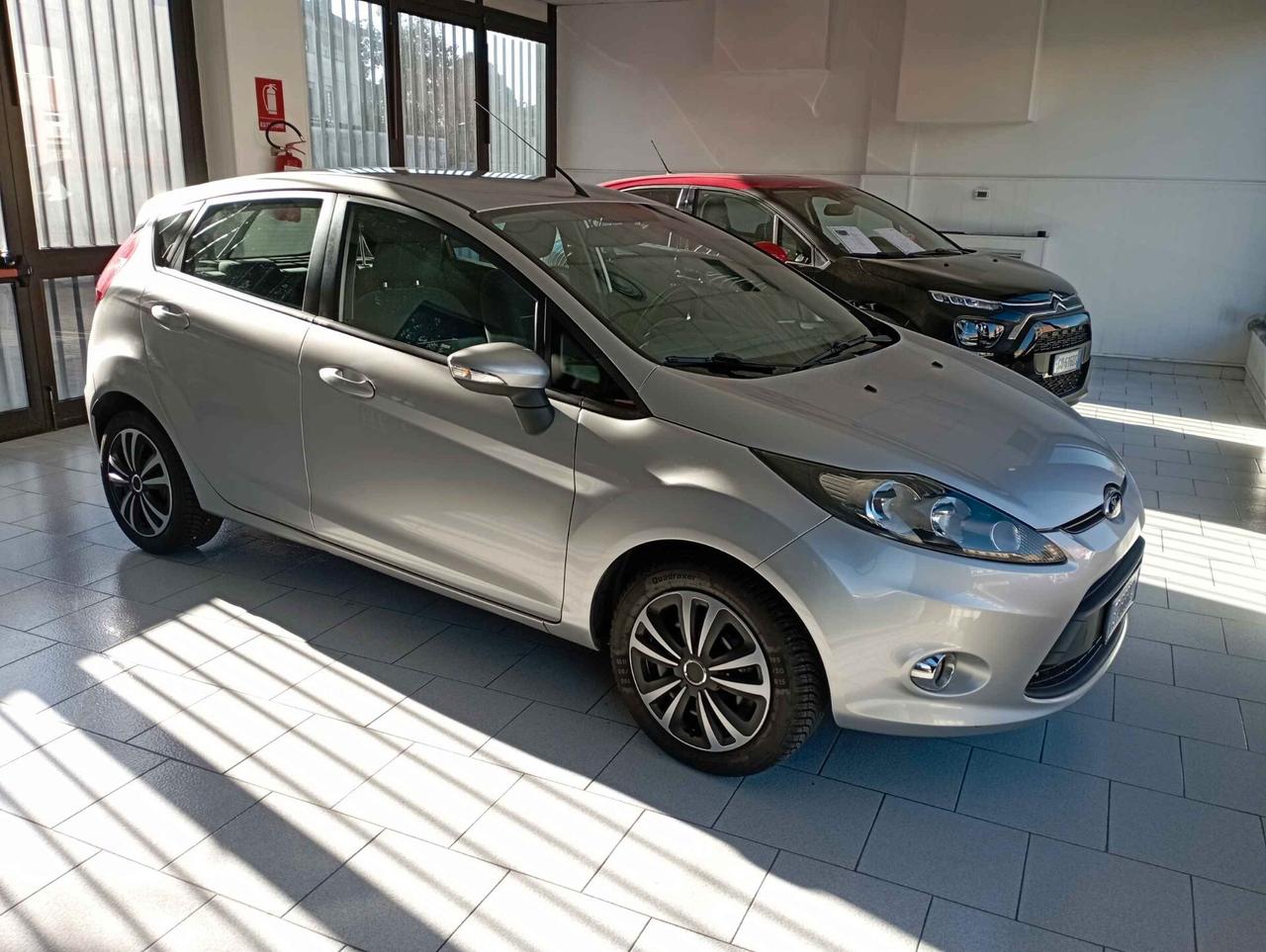 Ford Fiesta Ikon 1.2 60CV 5 porte
