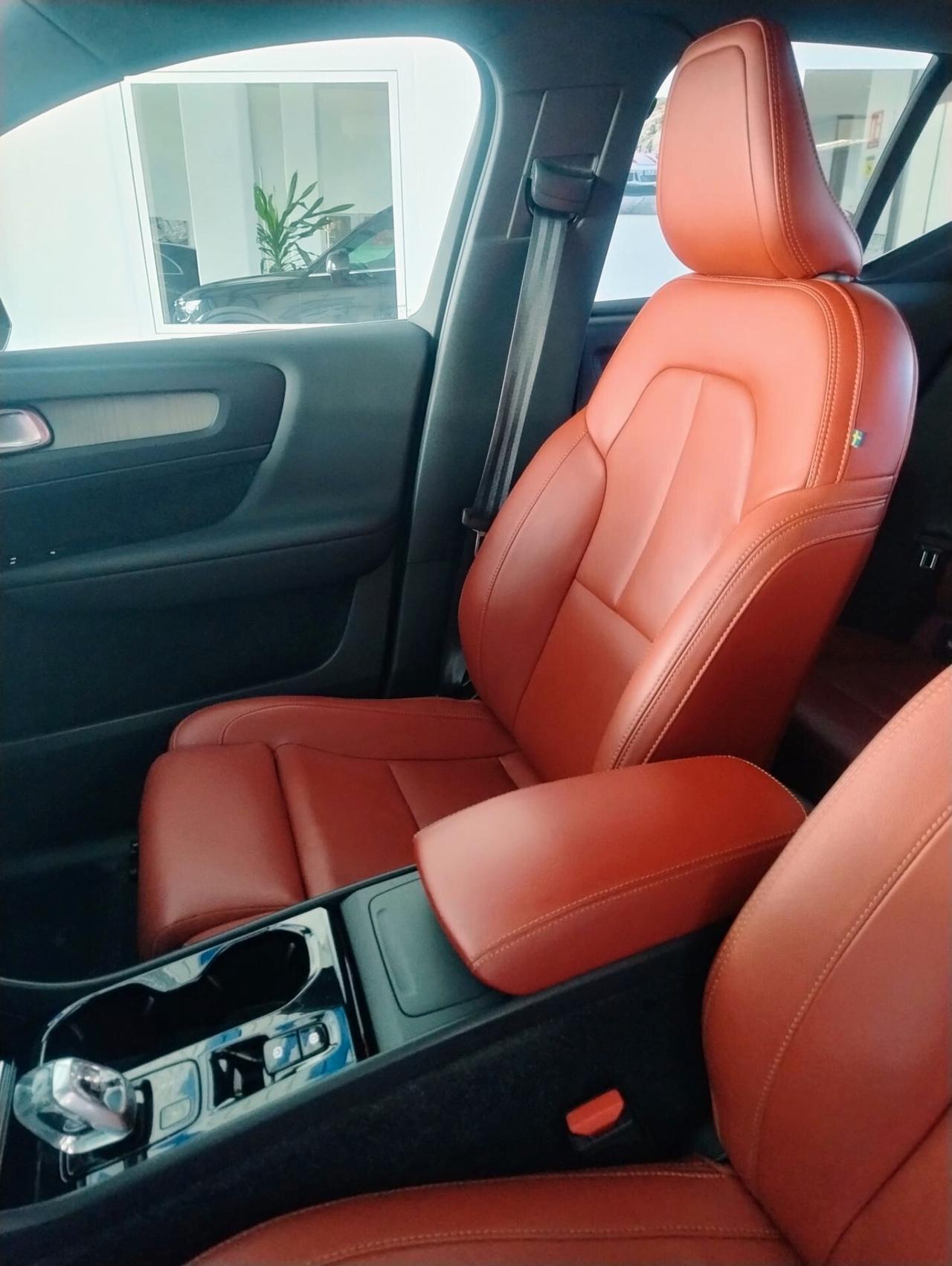 Volvo XC40 D3 Geartronic Inscription Autocarro N1