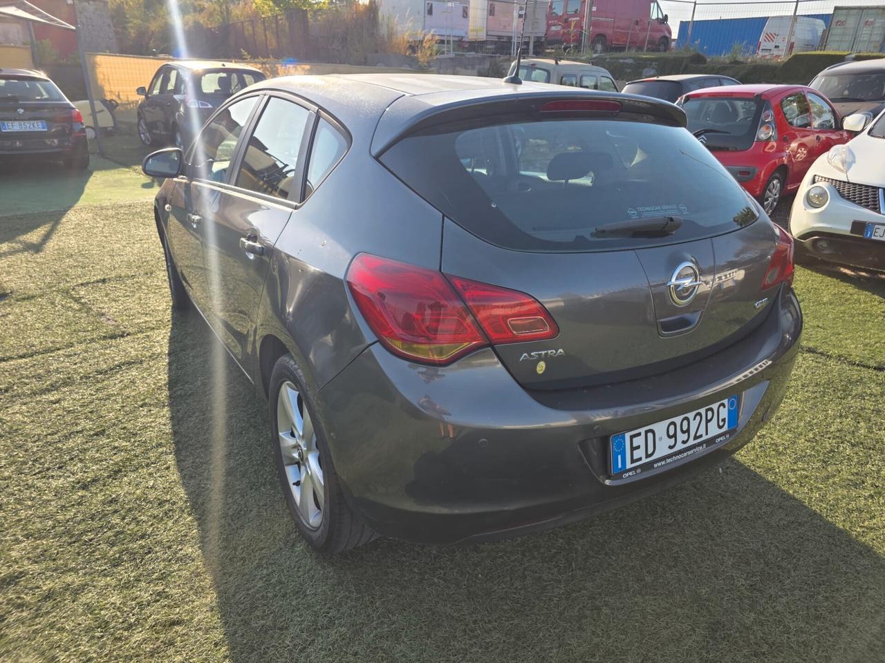 Opel Astra 1.7 CDTI 110CV 5 porte Elective euro5