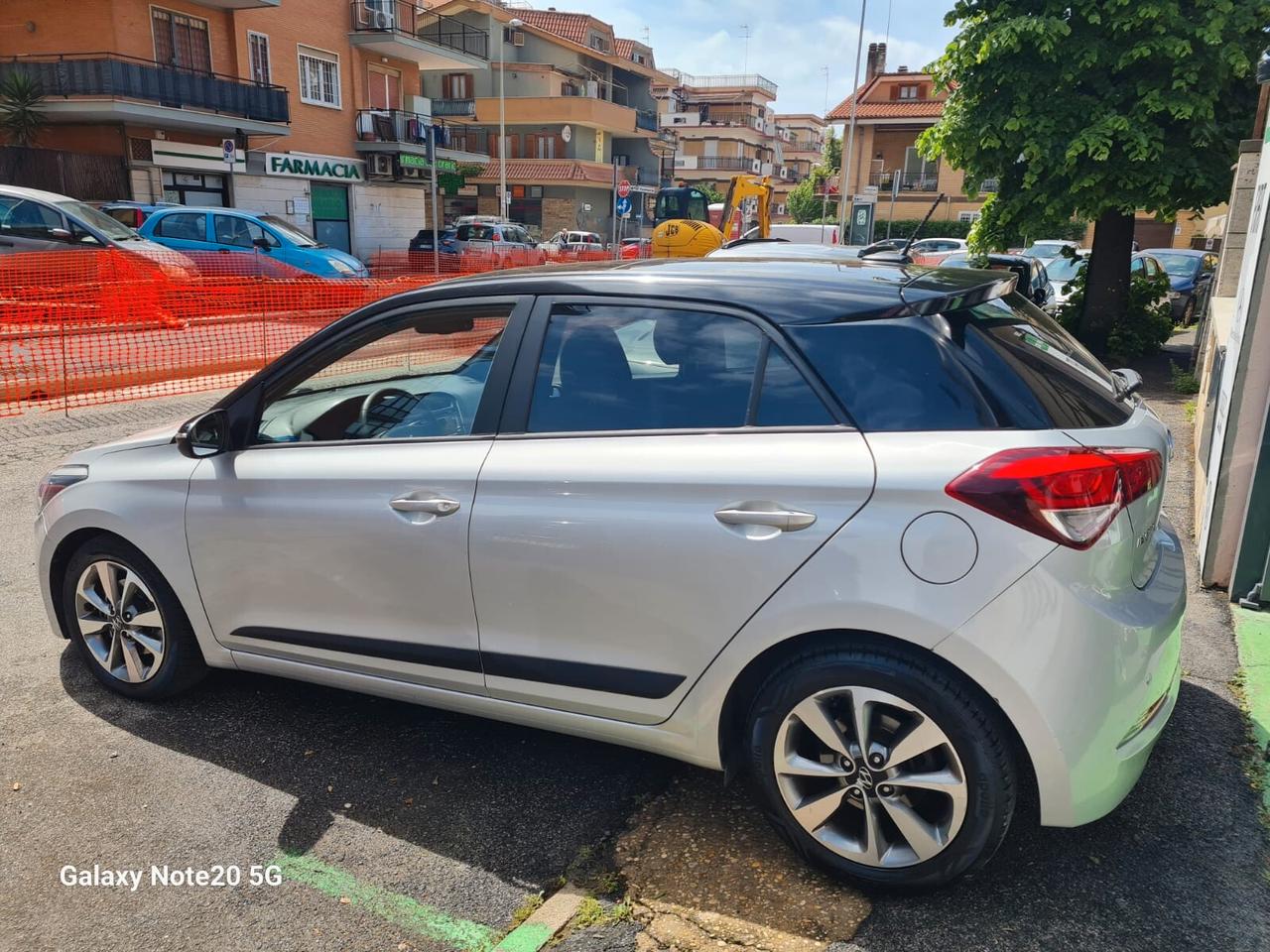 Hyundai i20 1.4 CRDi 5p. Active X-Possible tetto led
