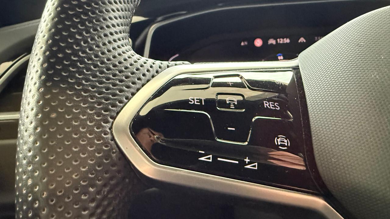 Volkswagen T-Roc 2.0 TDI SCR 150 CV R LINE