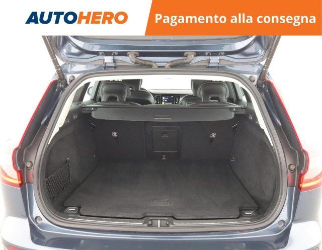 VOLVO V60 B4 (d) Geartronic Momentum Business Pro