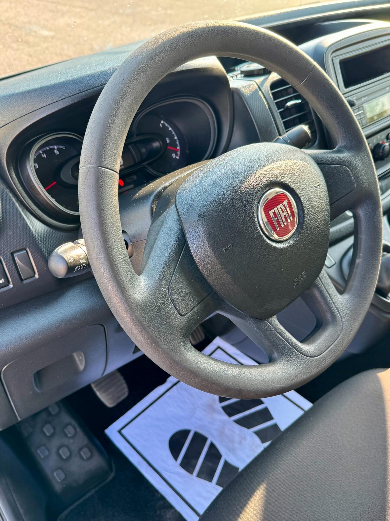 Furgone Fiat talento