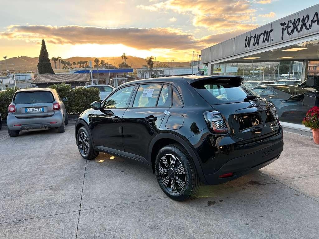 Fiat 600 Hybrid 110 CV DCT MHEV Icon 2025 KM 0 IVA ESPOSTA Tua a soli 209 Euro al mese