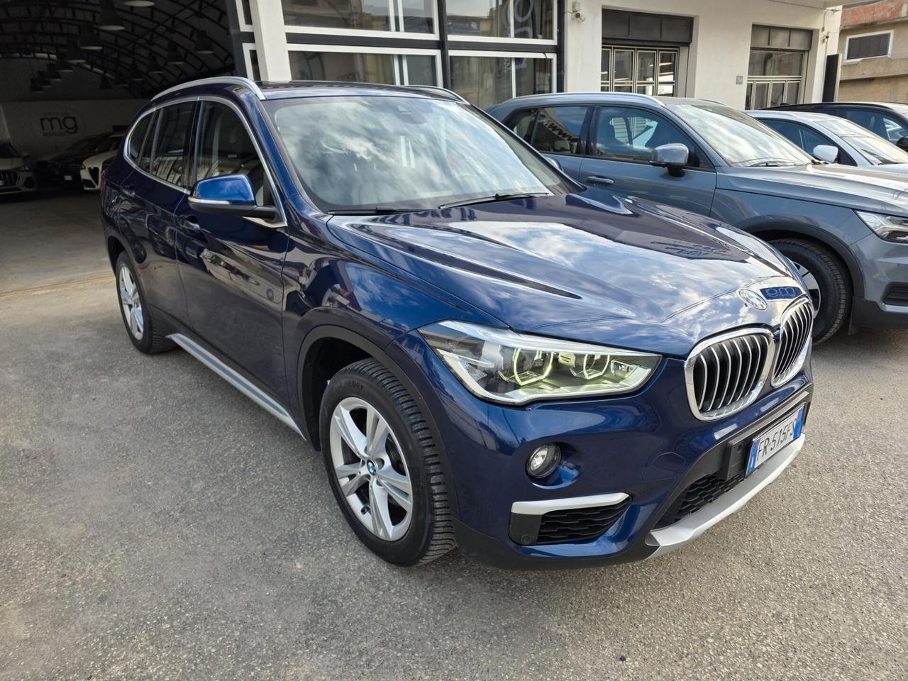 Bmw X1 xDrive18d xLine tettuccio , LED, pelle