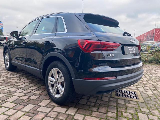 AUDI Q3 2.0 TDI 150 CV Business