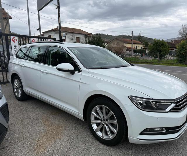 VOLKSWAGEN Passat Variant 1.6 TDI SCR DSG Business BMT