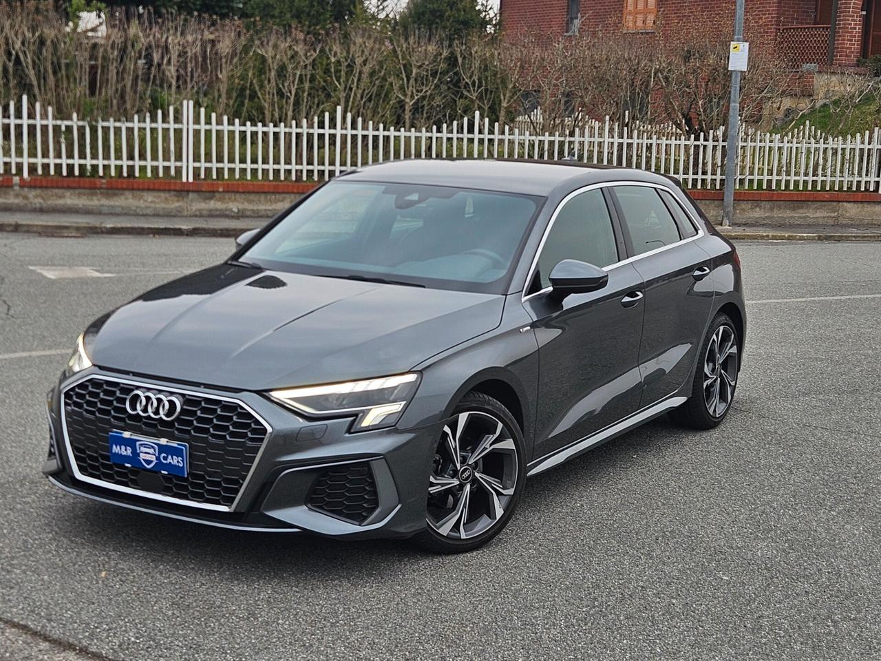 Audi A3 SPB 30 TDI S line Interno/esterno Full Matrix