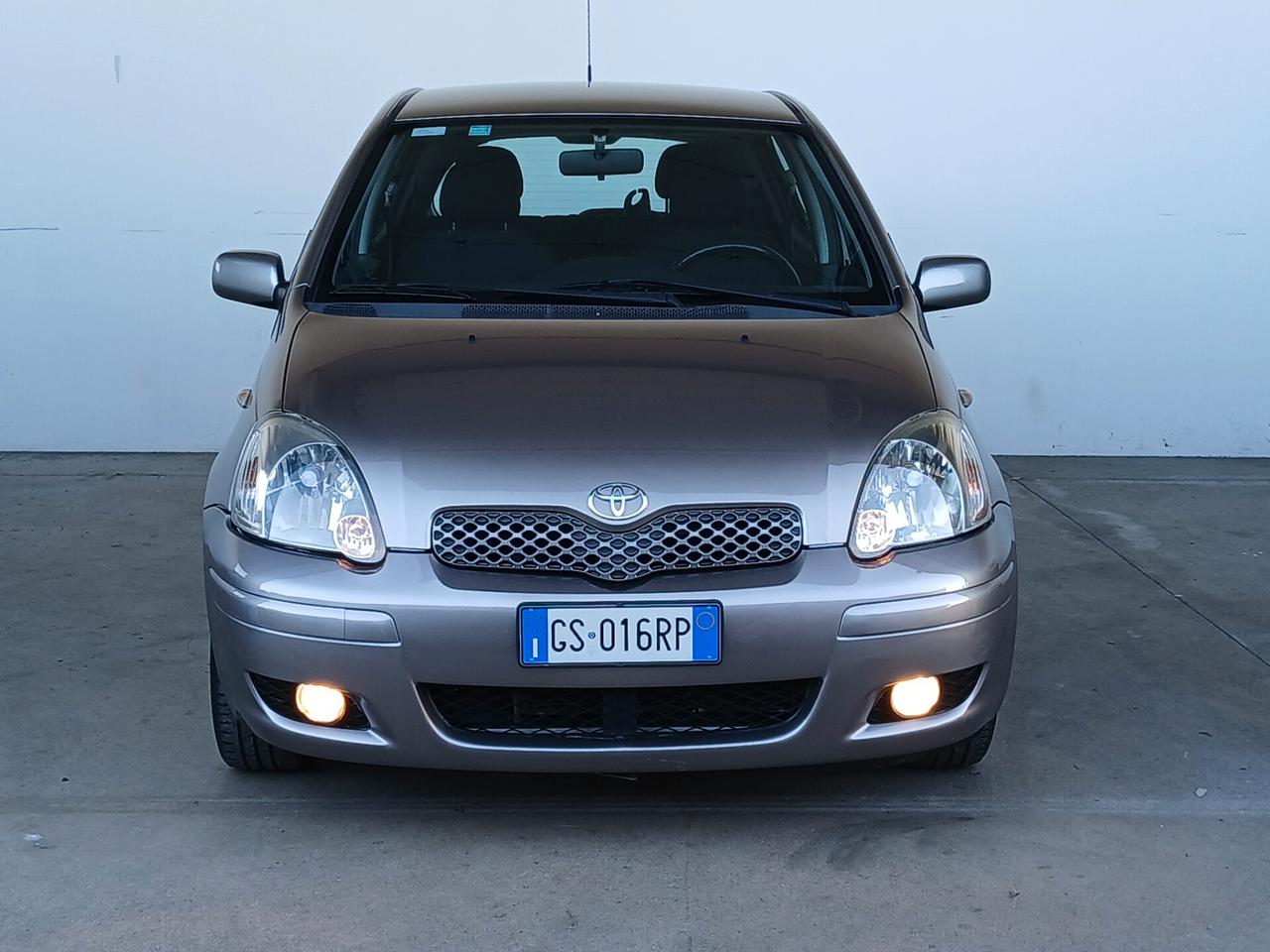 Toyota Yaris VVTi Linea Sol