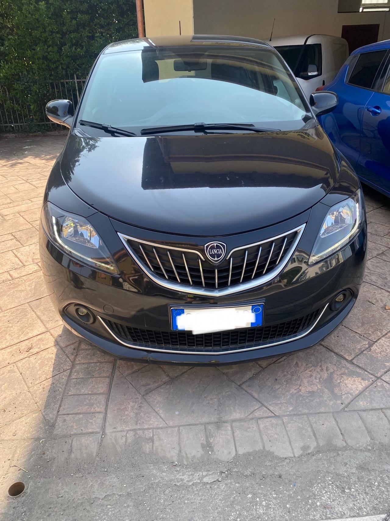 Lancia Ypsilon 1.0 FireFly 5 porte S&S Hybrid Ecochic Gold