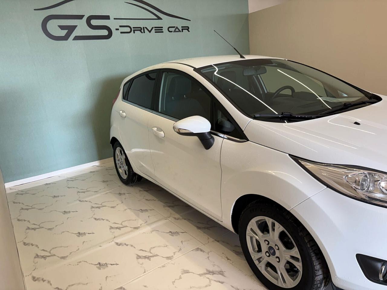 Ford Fiesta 1.5 TDCi 75CV 5 porte Titanium