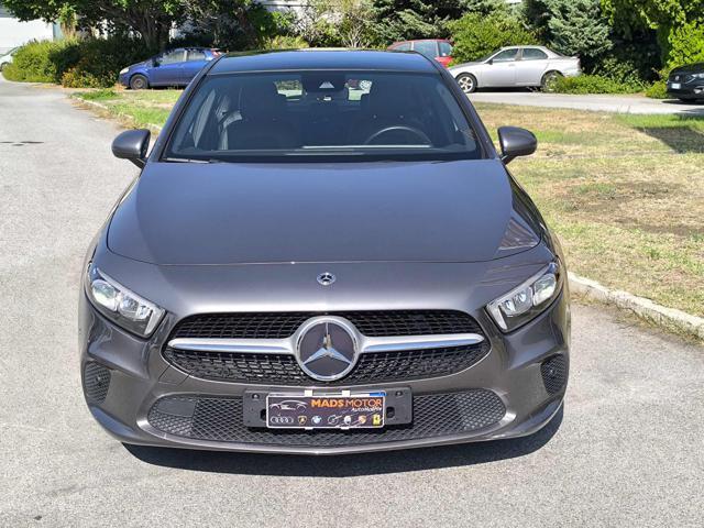 MERCEDES-BENZ A 180 d Sport