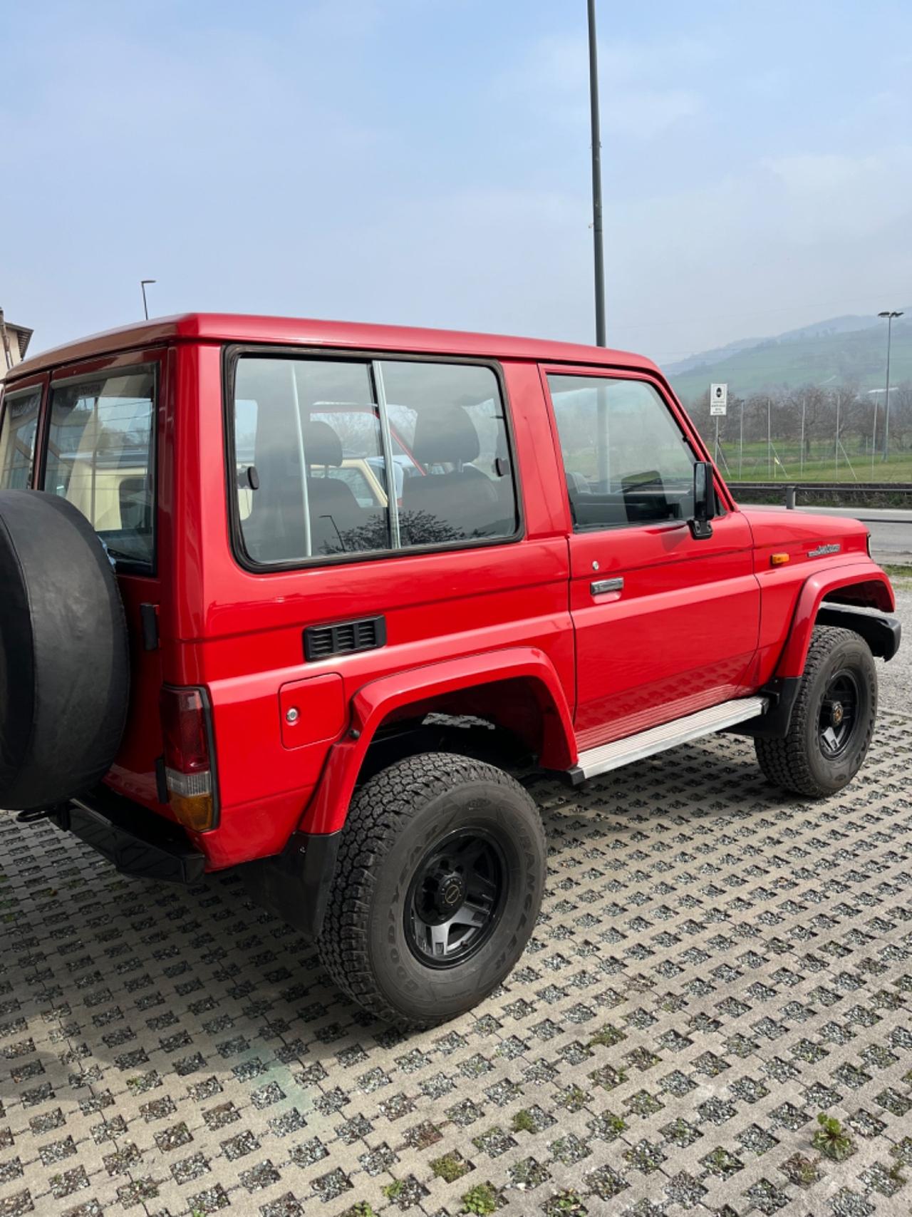 Toyota Land Cruiser II 2.4 turbodiesel SW LJ70 VX