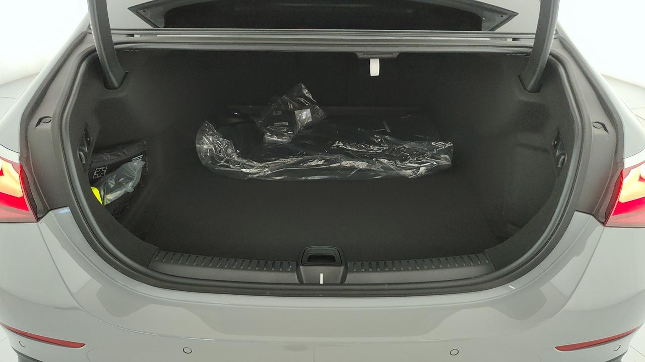 Mercedes-Benz E 220 d 4MATIC