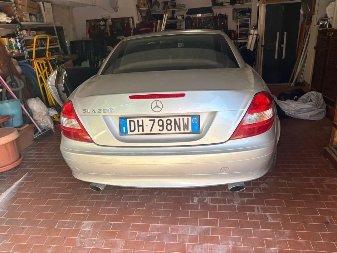 Mercedes-benz SLK 200