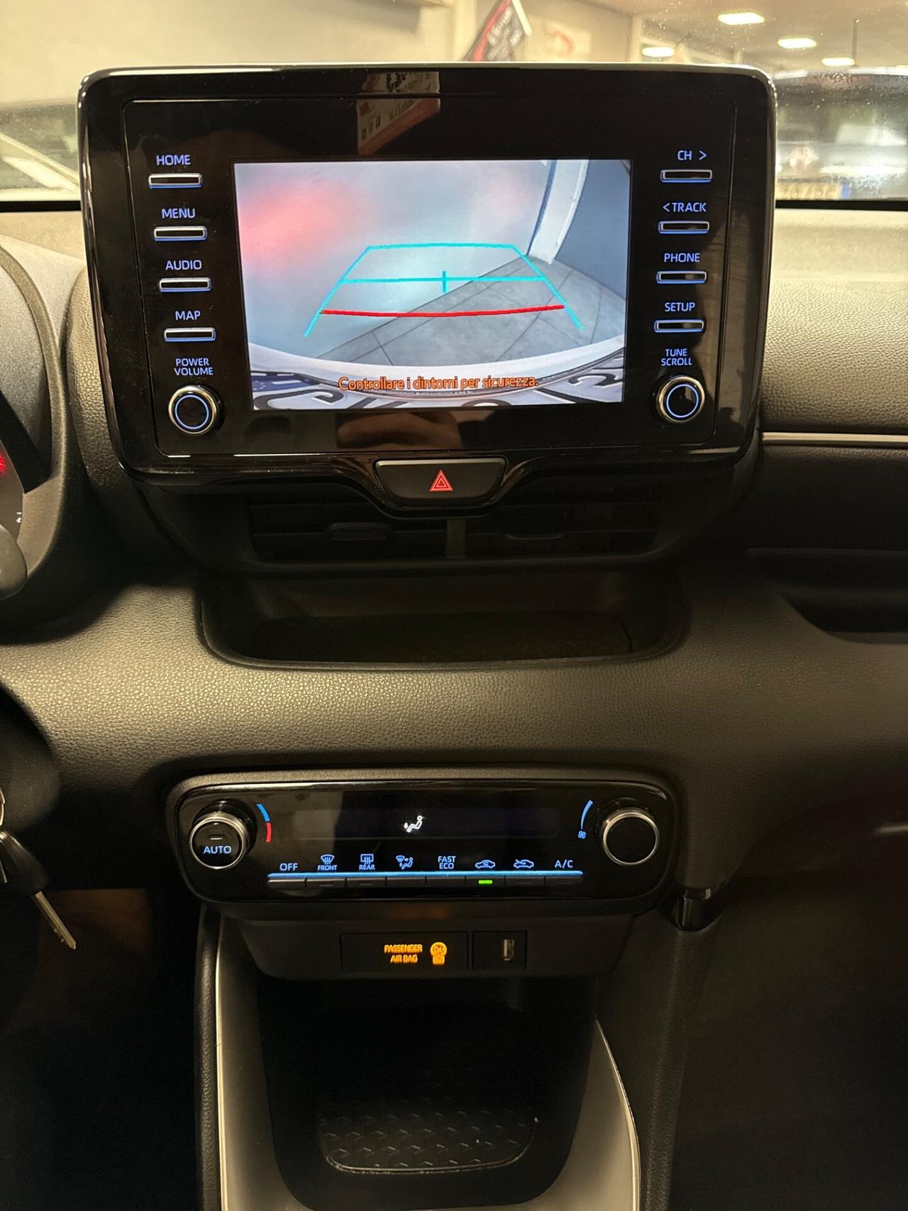 Toyota Yaris 1.5 Hybrid 5 porte Lounge 92CV Auto