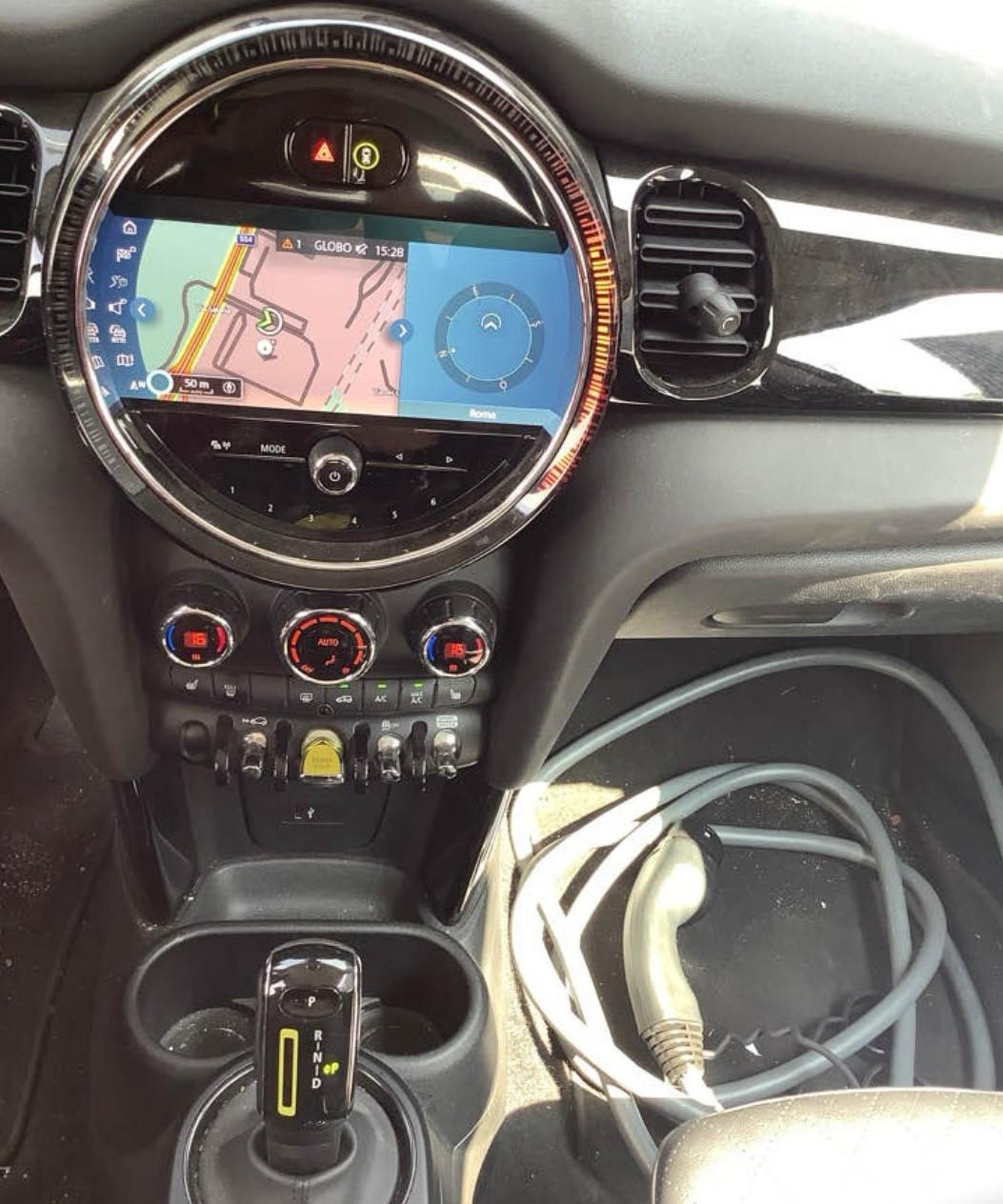 Mini Mini Full Electric Mini Cooper SE Essential